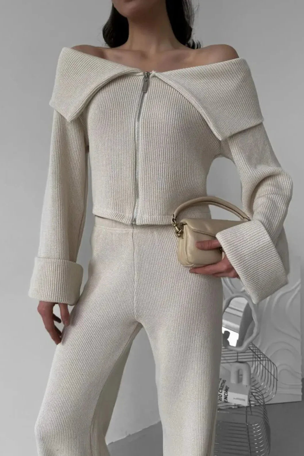 Off-Shoulder Knit Set – Elegante Zweiteiler