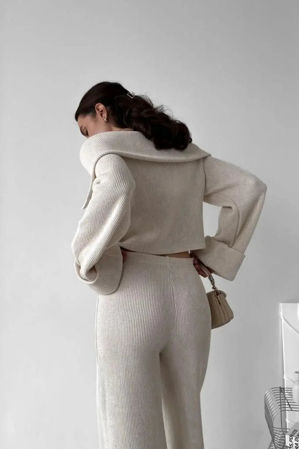 Off-Shoulder Knit Set – Elegante Zweiteiler