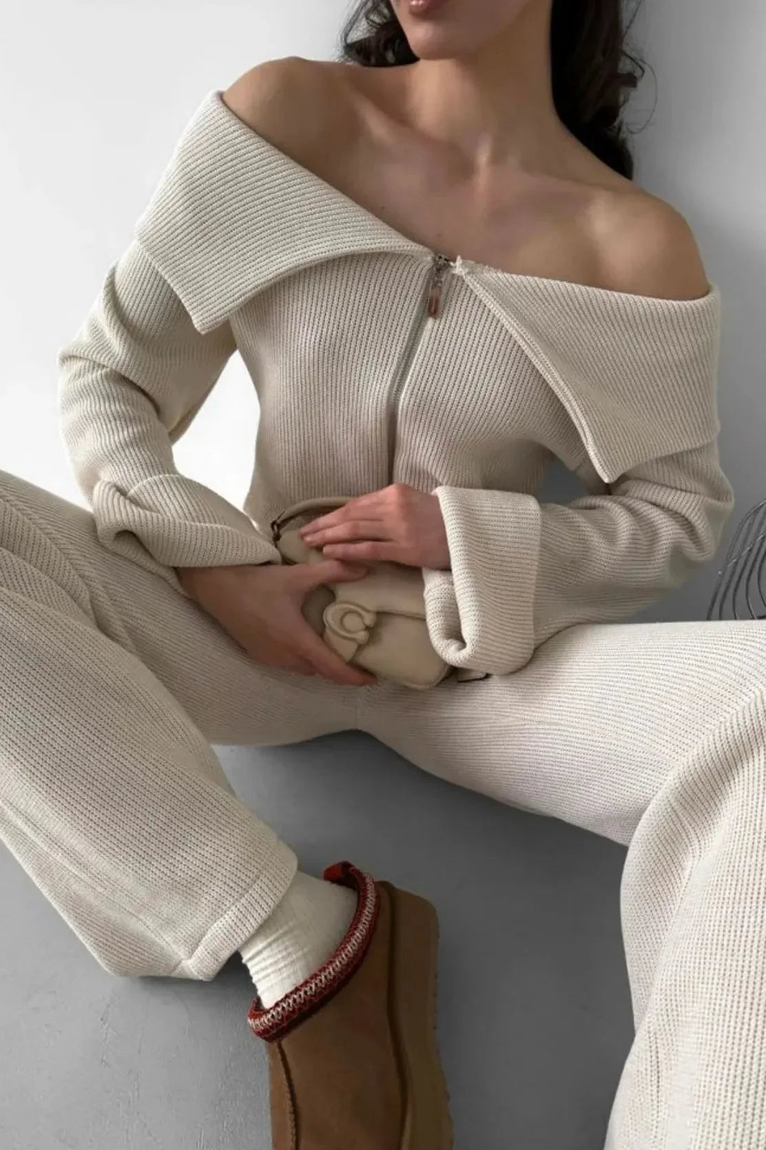 Off-Shoulder Knit Set – Elegante Zweiteiler